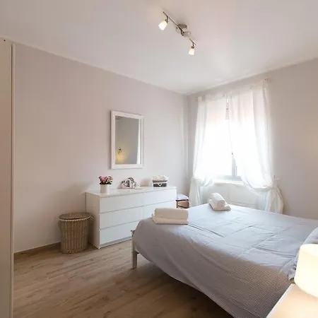 Guest Claudia Apartamento *